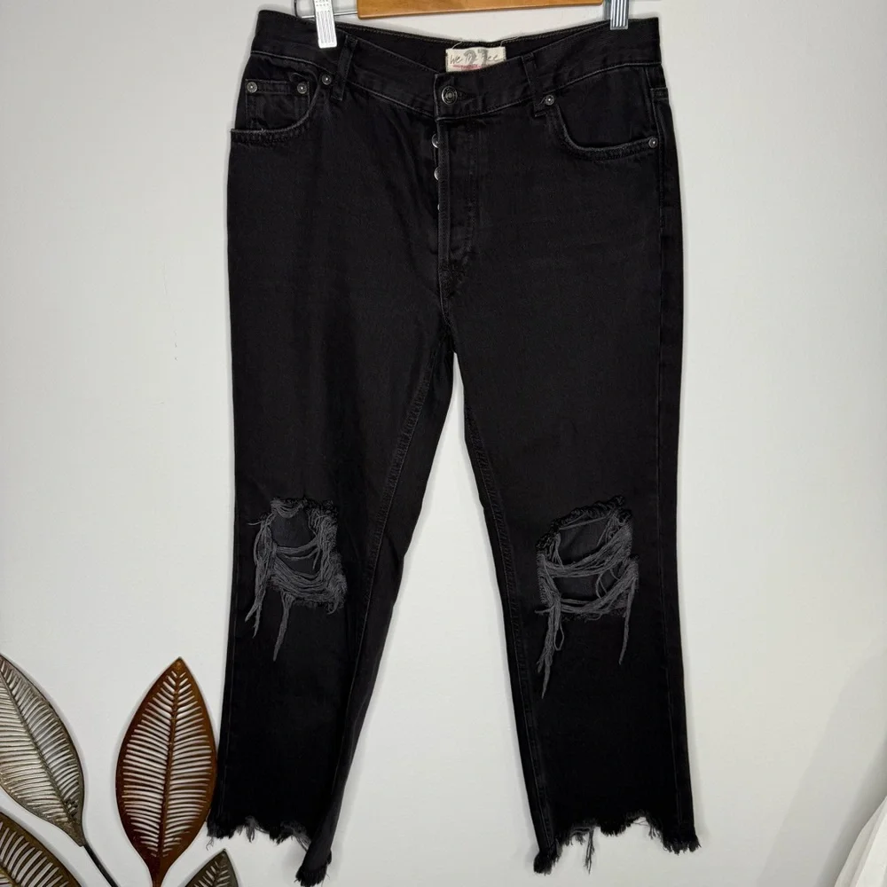 C26‎ Free People Maggie Mid Rise Straight Leg Jeans Washed Black
